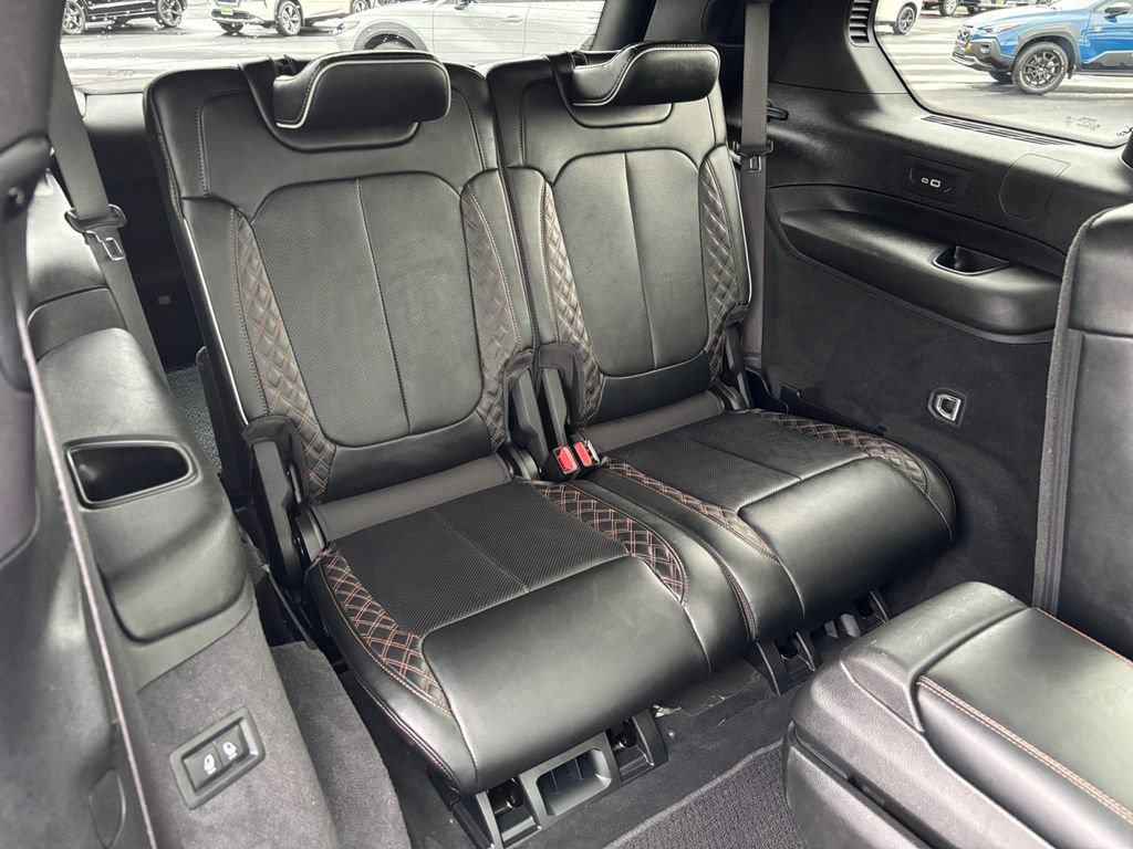 Used 2023 Jeep Grand Cherokee L Summit AWD/4WD image 34