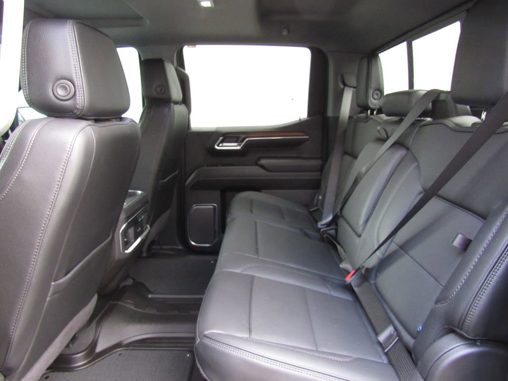 Used 2024 GMC Sierra 1500 Denali w/ Denali Reserve Package AWD/4WD image 19