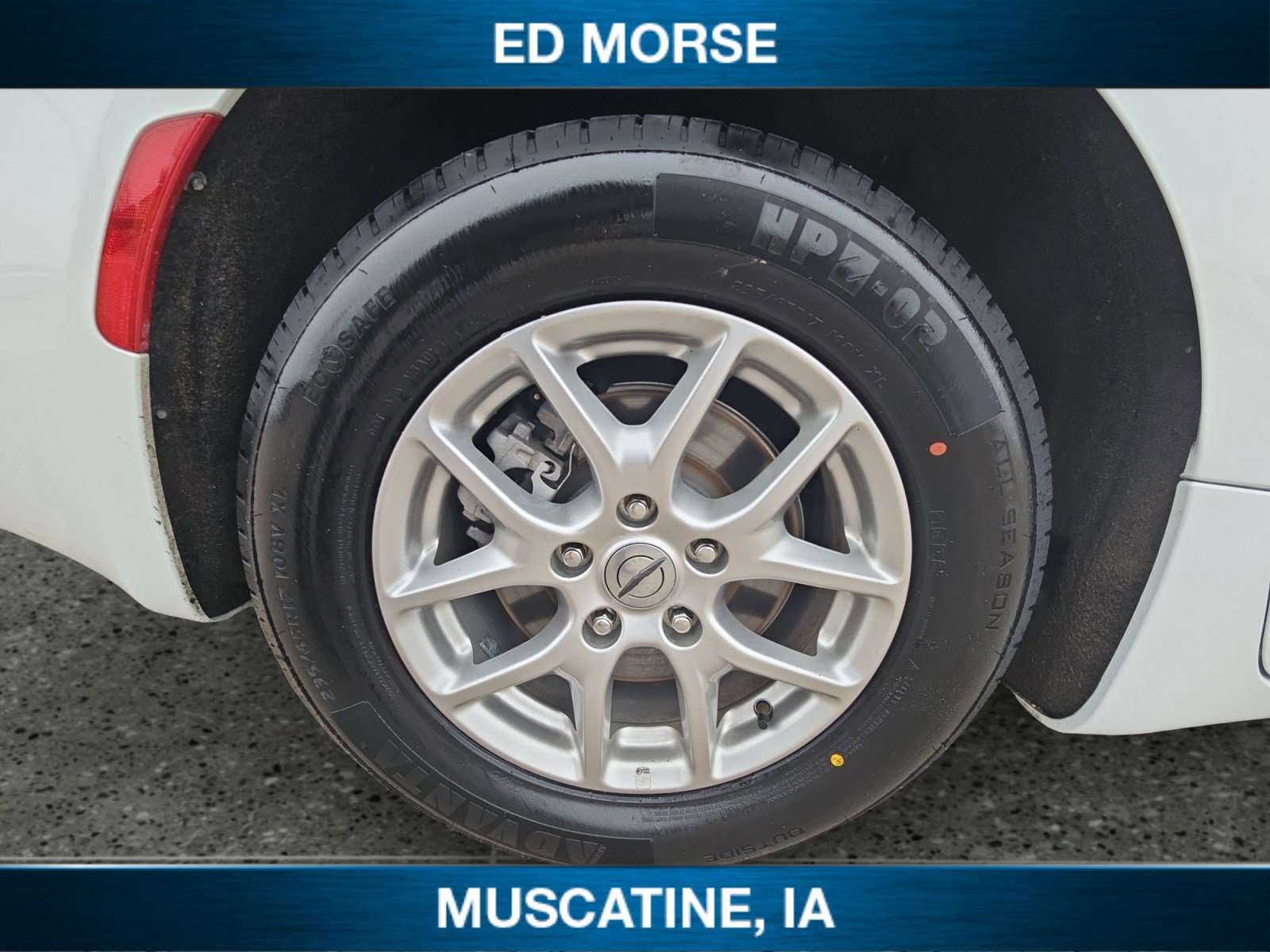 Used 2024 Chrysler Voyager LX image 11