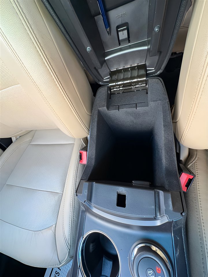 Used 2016 Ford Explorer Limited w/ Equipment Group 301A image 14