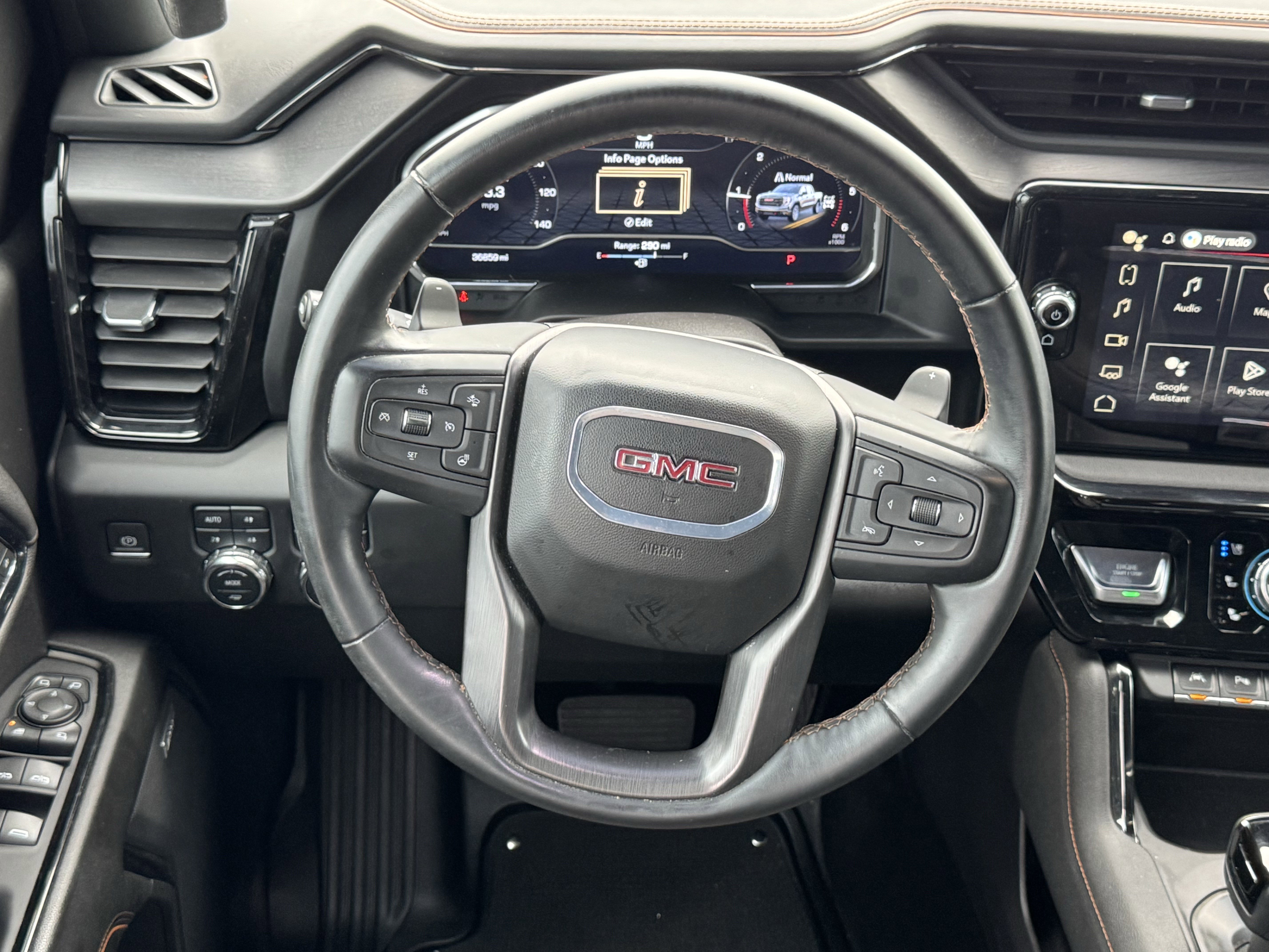 Used 2024 GMC Sierra 1500 AT4 w/ Technology Package AWD/4WD image 15