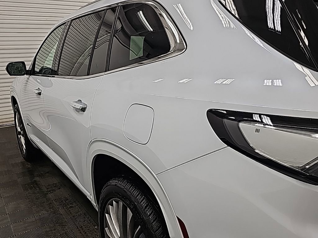 New 2026 Buick Enclave Avenir w/ Super Cruise Package image 6