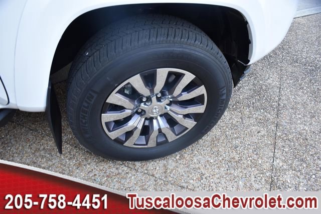 Used 2022 Toyota Tacoma Limited image 13