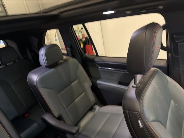 Used 2025 GMC Acadia AT4 image 41