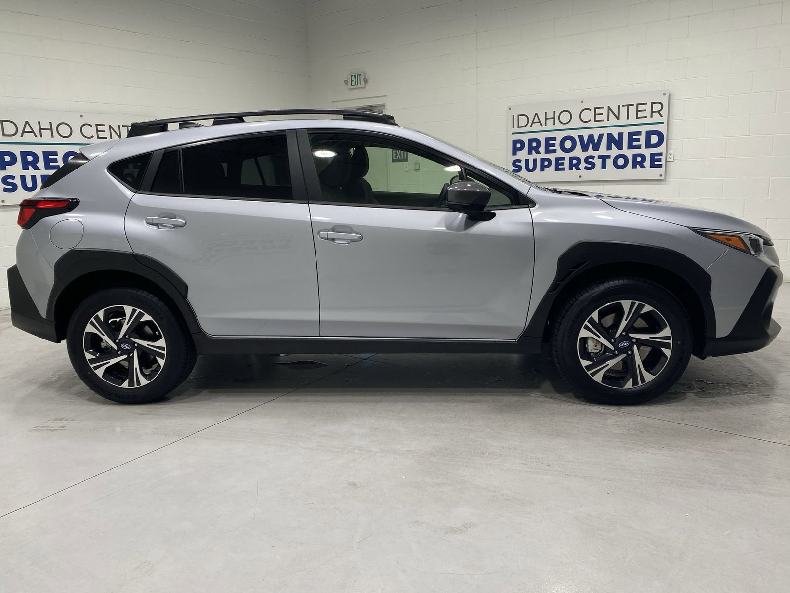 Certified 2025 Subaru Crosstrek 2.0i Premium AWD/4WD image 9