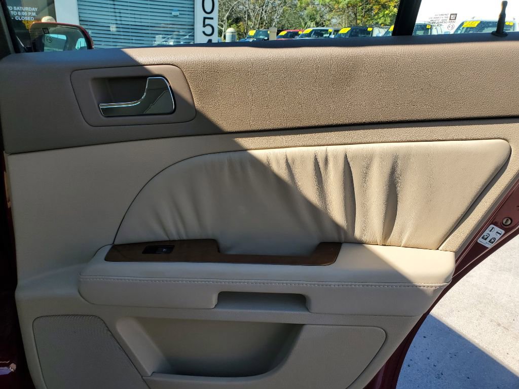 Used 2005 Cadillac STS w/ Preferred Equipment Group image 27