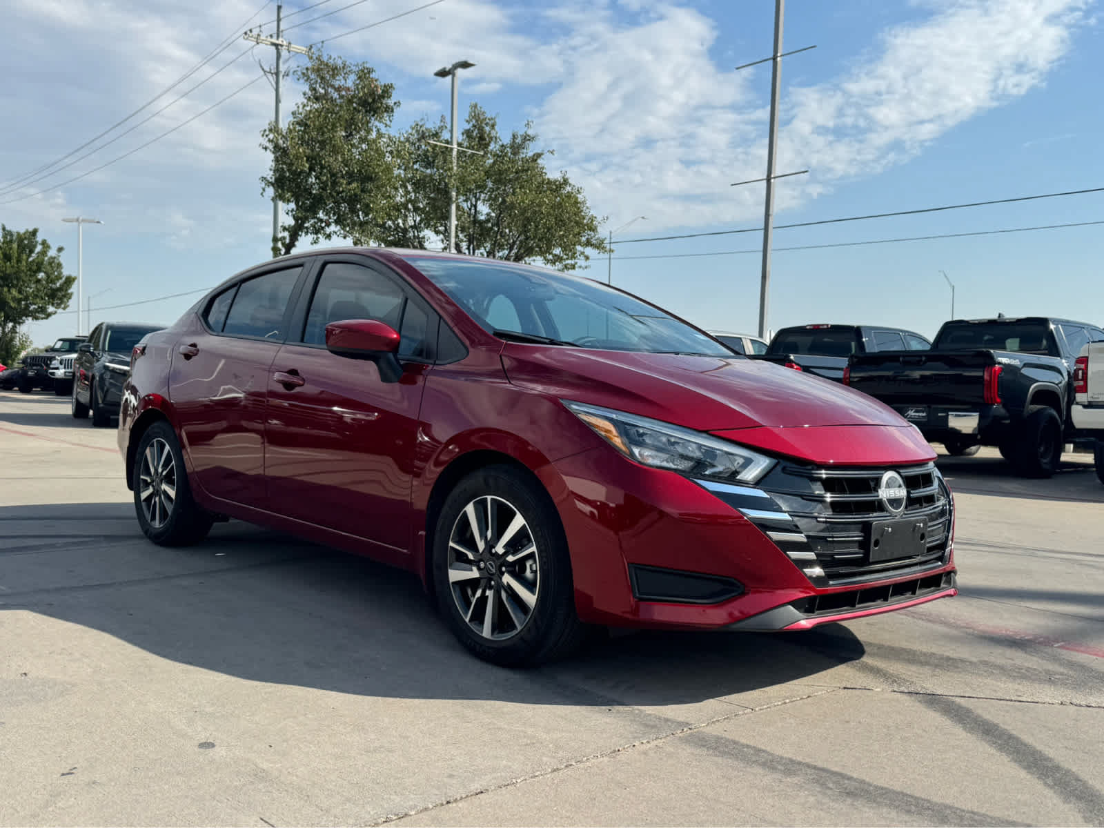 Used 2025 Nissan Versa SV w/ Trunk Package FWD image 4