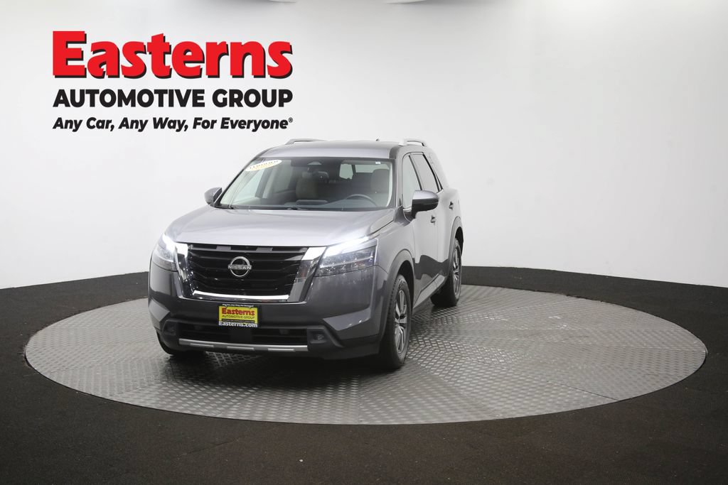Used 2022 Nissan Pathfinder SL AWD/4WD image 54