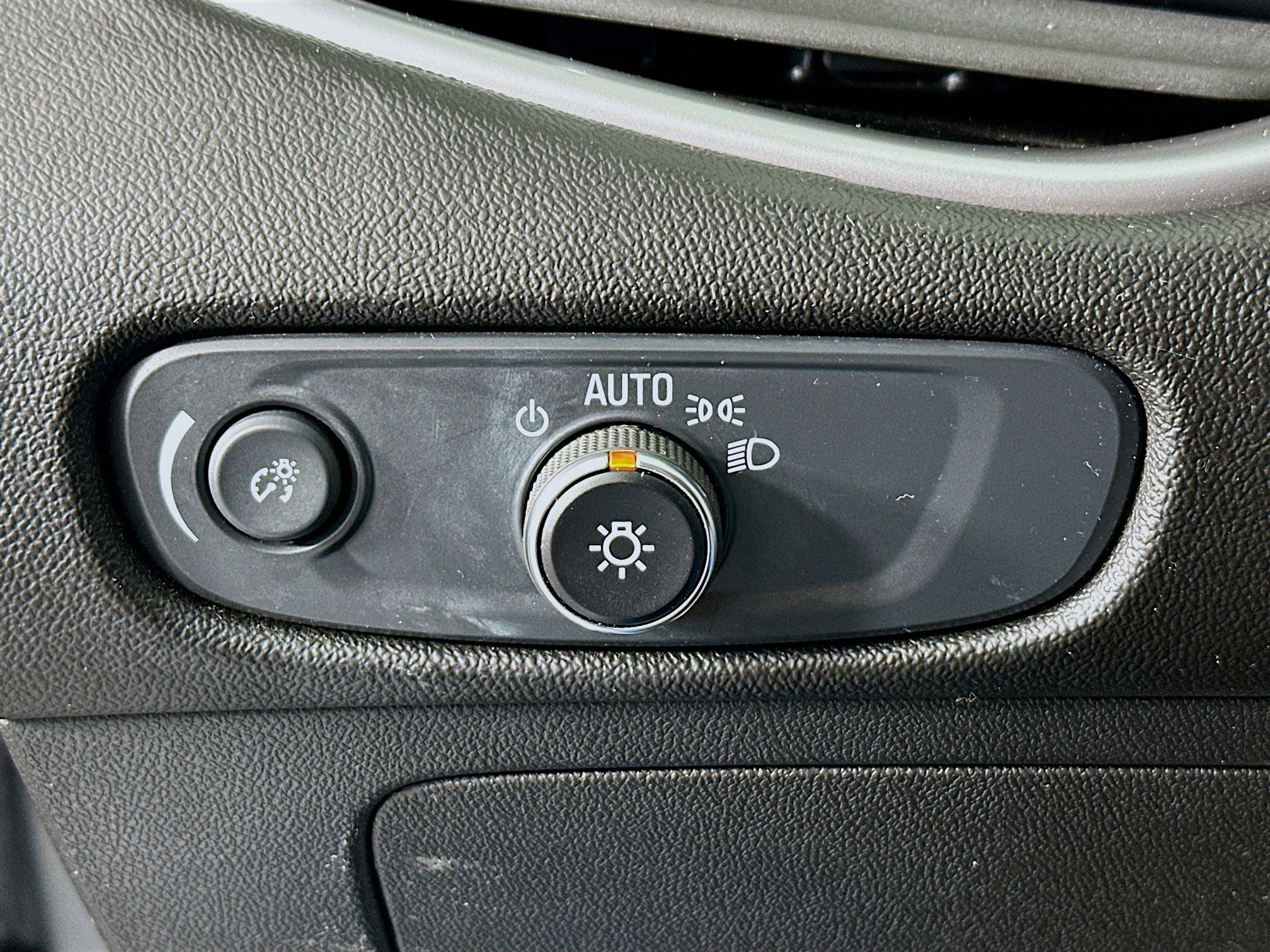 Used 2024 Chevrolet Malibu RS image 17