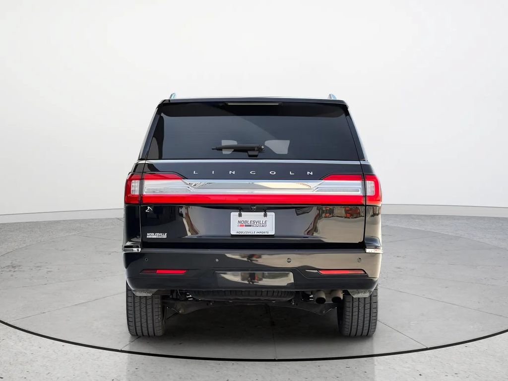 Used 2021 Lincoln Navigator L Reserve AWD/4WD image 5