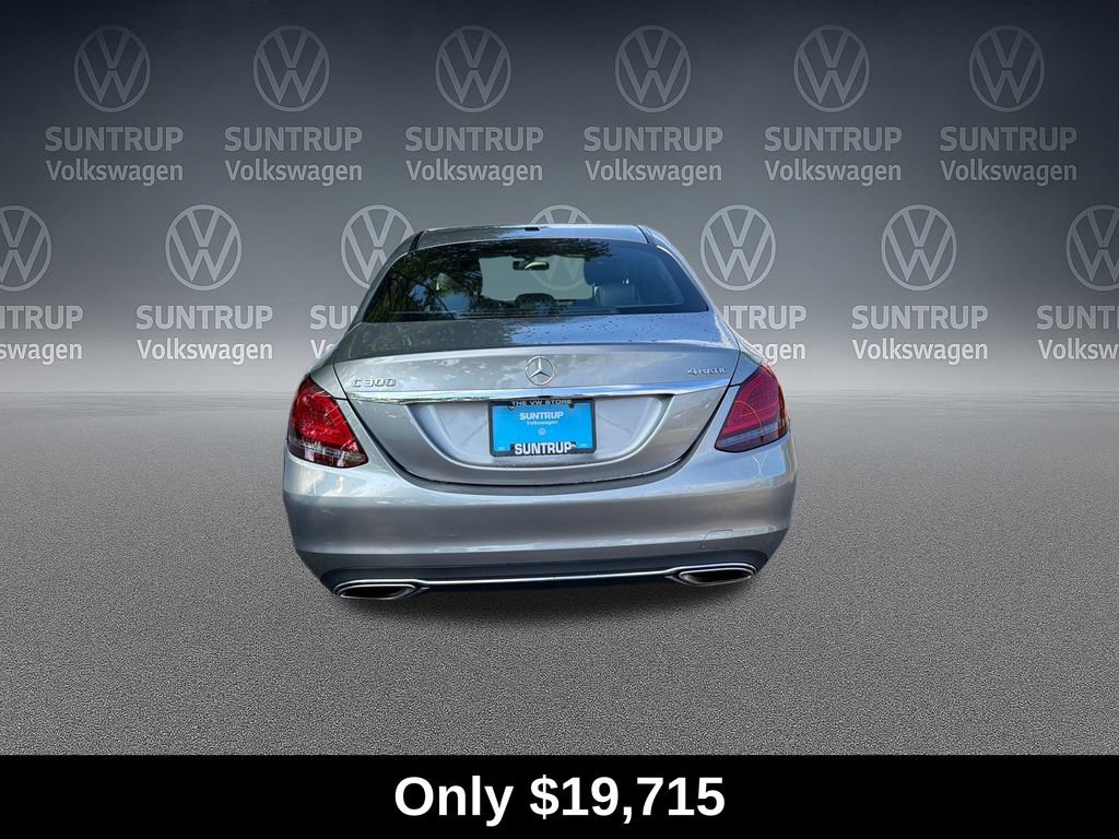 Used 2019 Mercedes-Benz C 300 4MATIC Sedan image 4