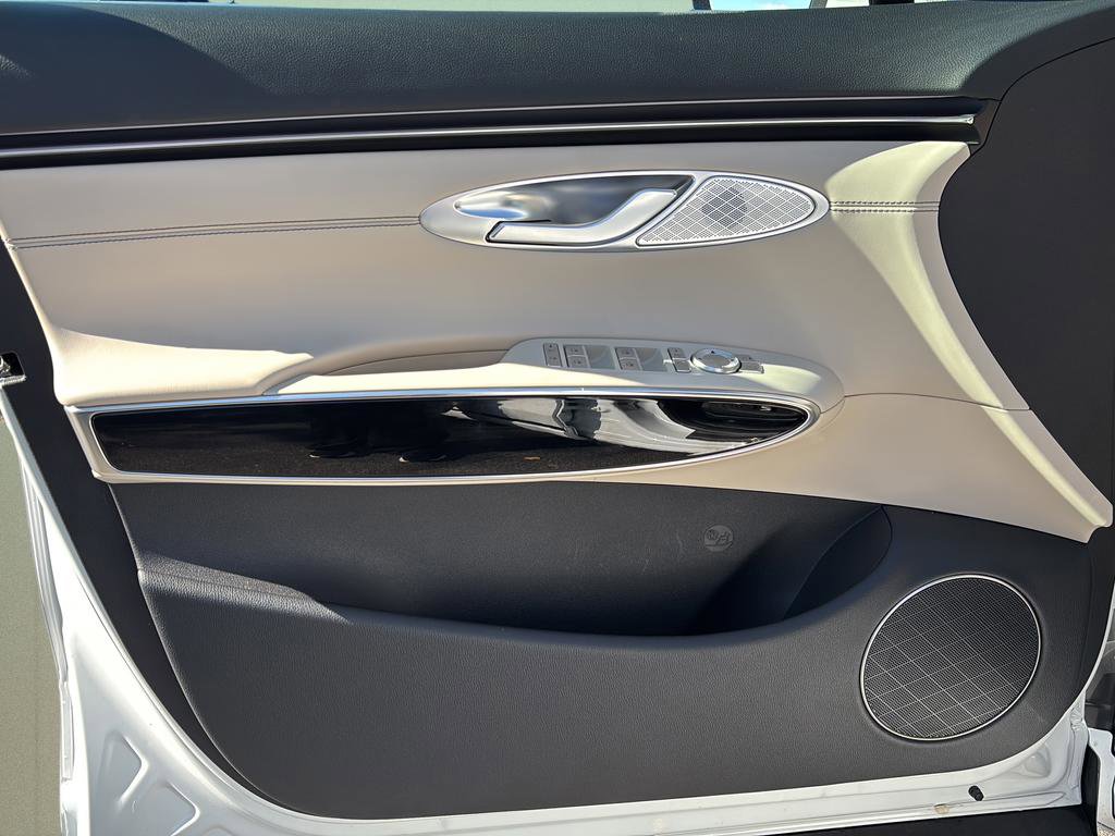 Certified 2026 Genesis GV70 2.5T image 15