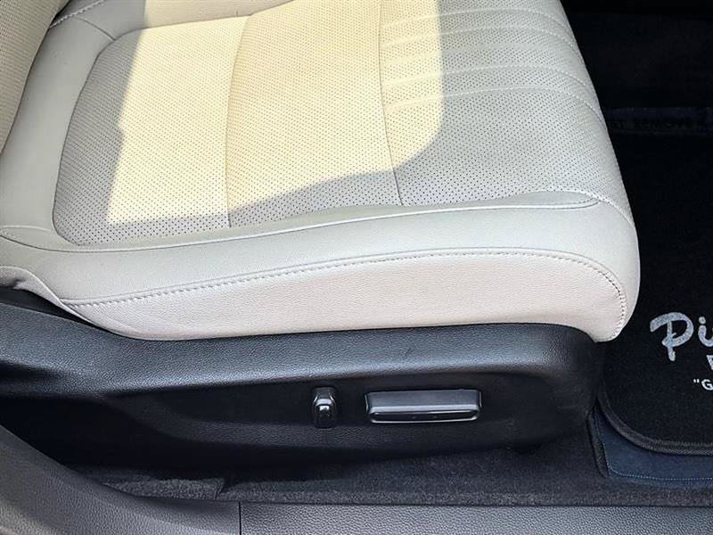 Used 2021 Honda Accord Touring image 48