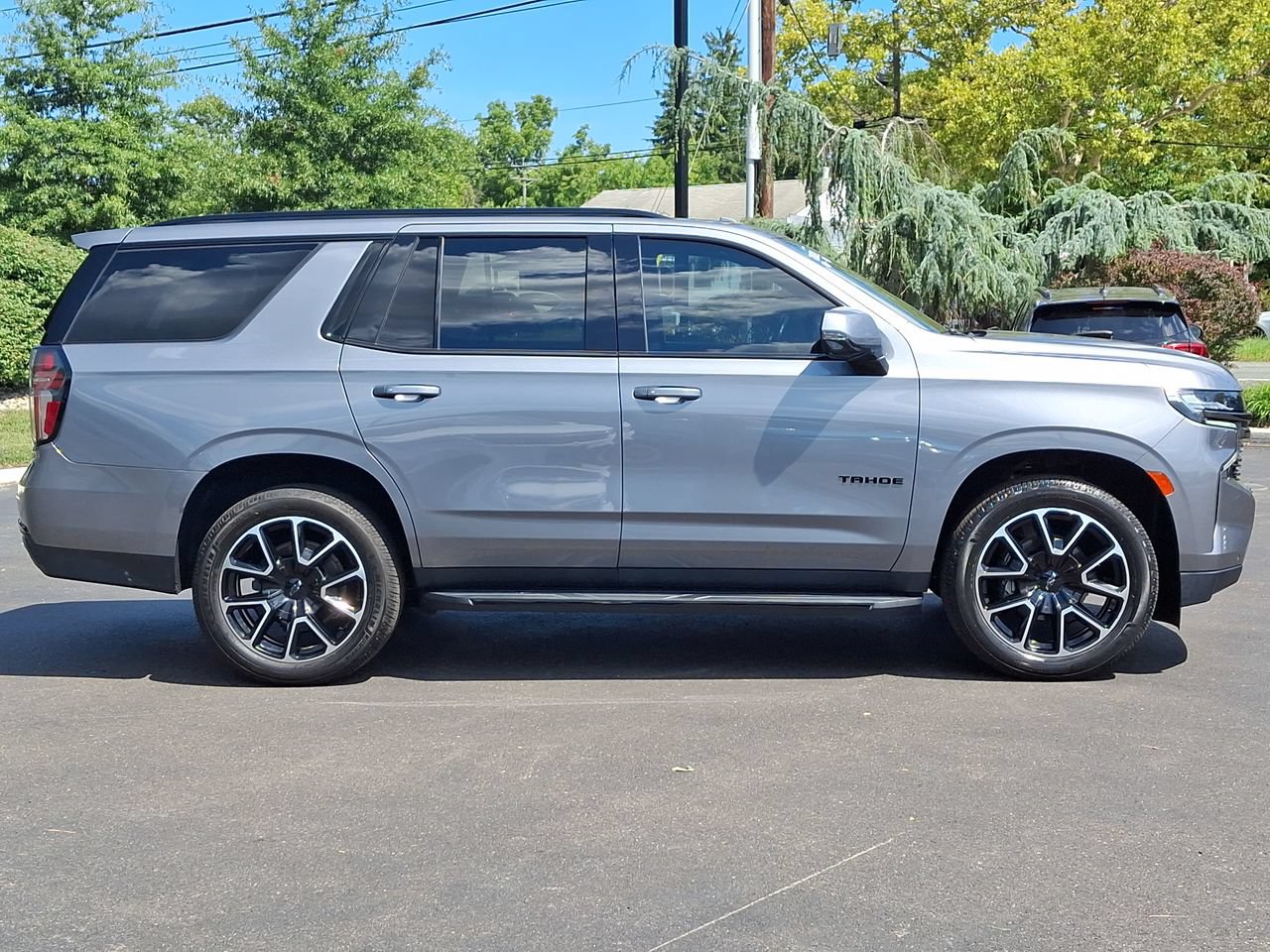 Certified 2021 Chevrolet Tahoe RST w/ Luxury Package AWD/4WD image 26