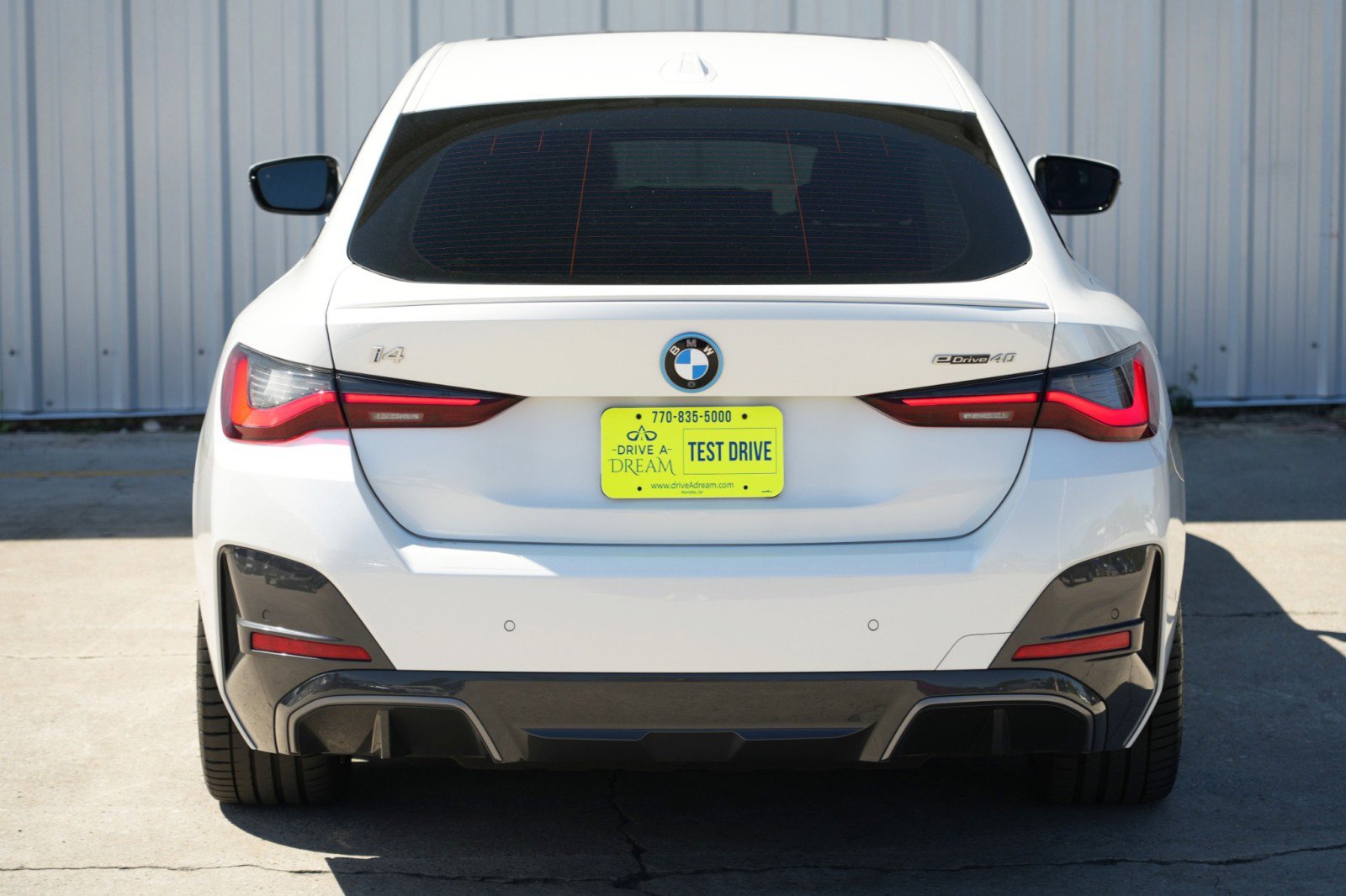 Used 2022 BMW i4 eDrive40 w/ M Sport Package image 54