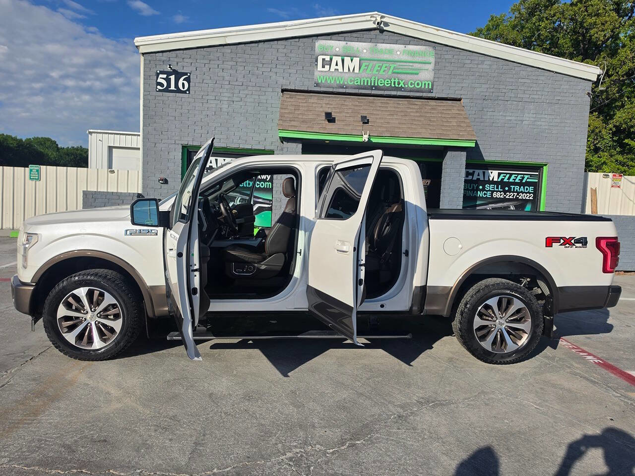 Used 2017 Ford F150 King Ranch w/ Equipment Group 601A Luxury AWD/4WD image 30