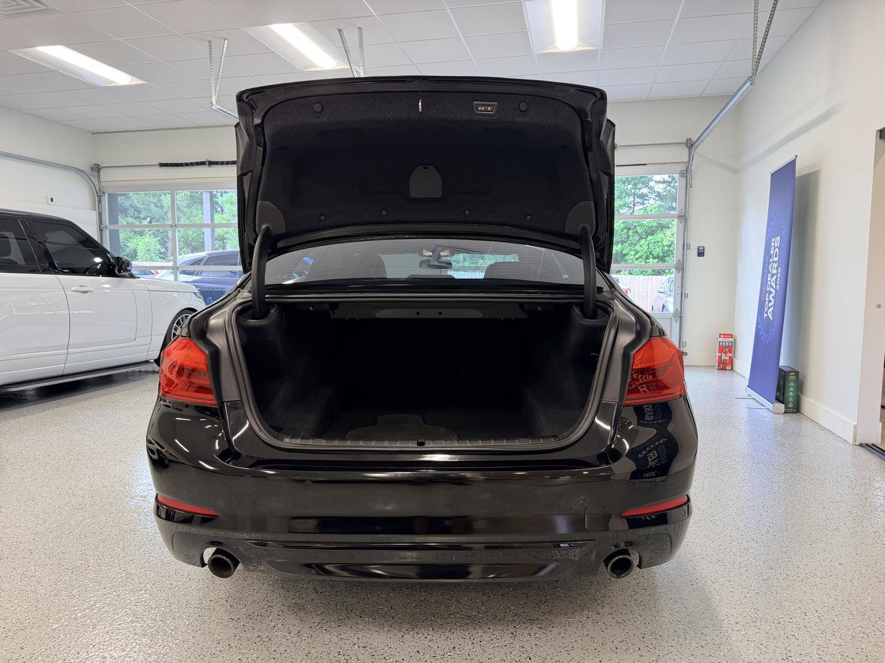 Used 2019 BMW 530i xDrive AWD/4WD image 22