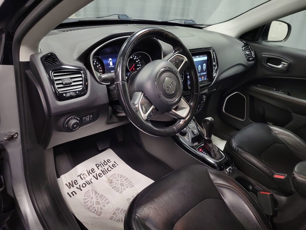 Used 2018 Jeep Compass Limited w/ Navigation Group image 14