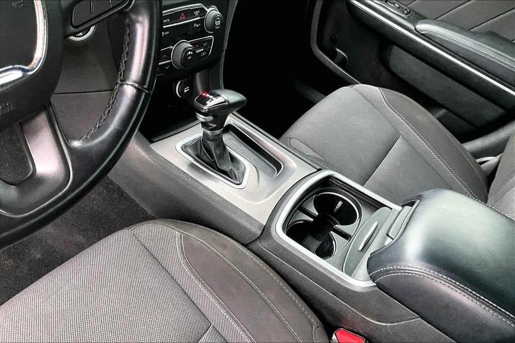 Used 2022 Dodge Charger SXT RWD image 13