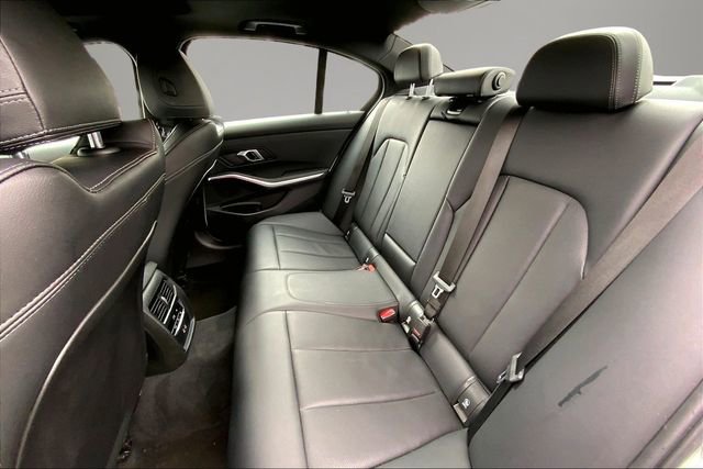 Used 2024 BMW 330i xDrive Sedan w/ Convenience Package image 19