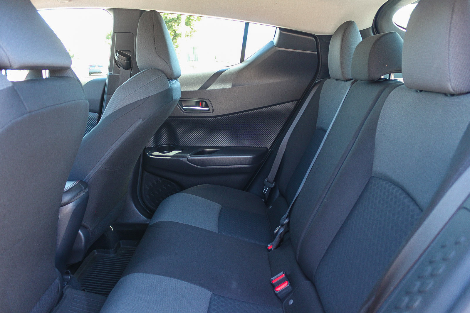 Used 2021 Toyota C-HR LE image 20