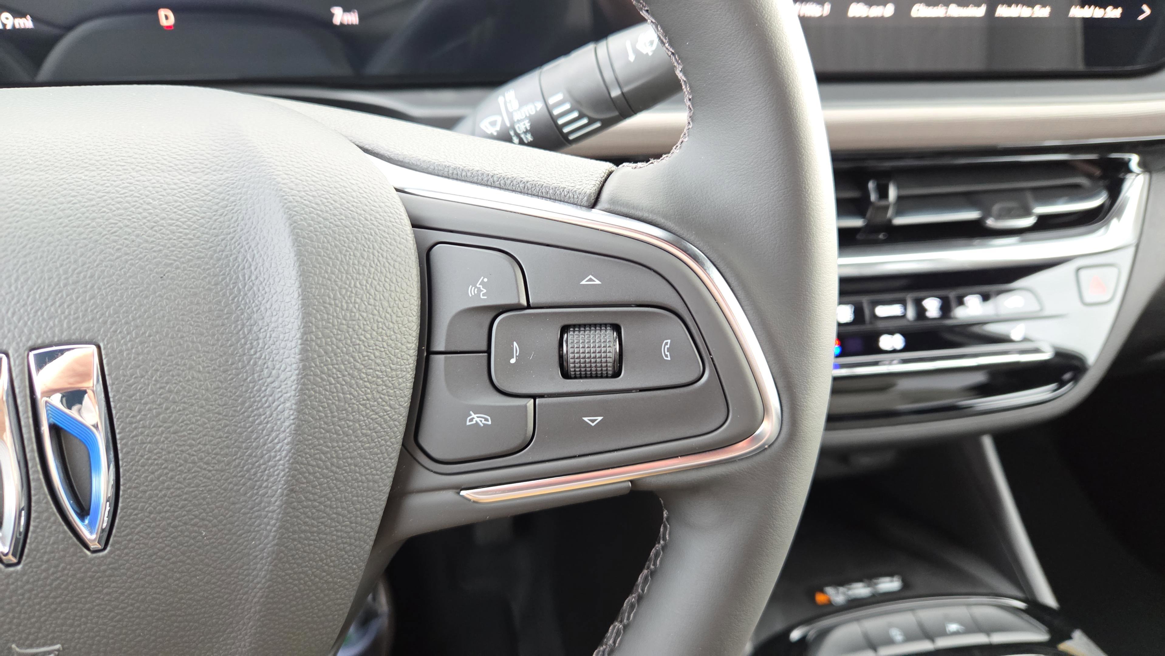 New 2026 Buick Envista Avenir FWD image 27