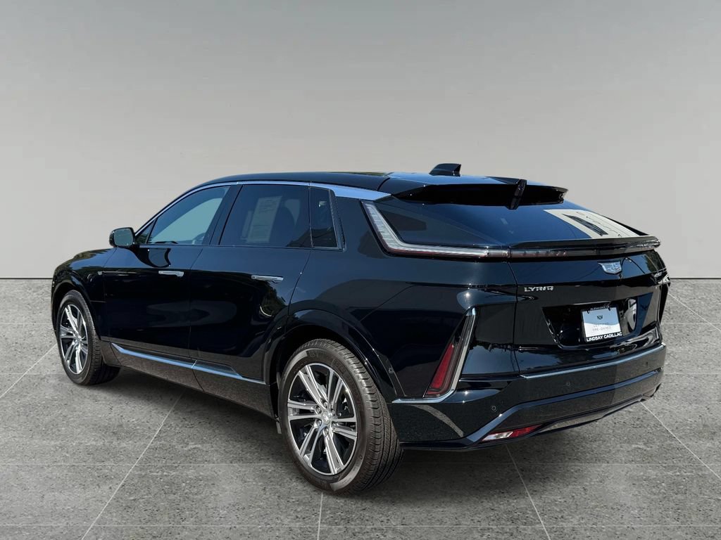 Certified 2025 Cadillac Lyriq Luxury w/ LPO, Floor Liner Package RWD image 12