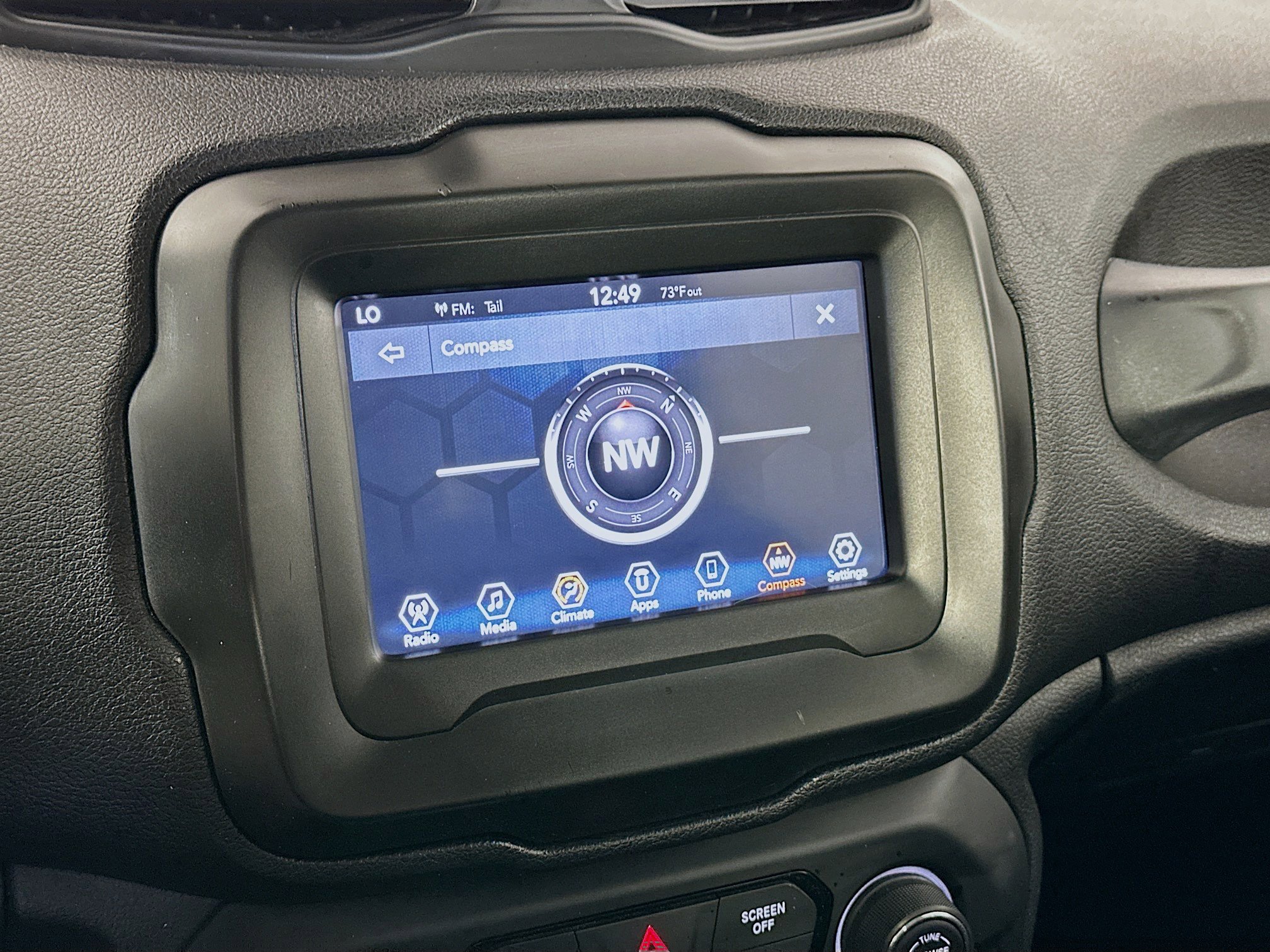 Used 2018 Jeep Renegade Latitude image 21