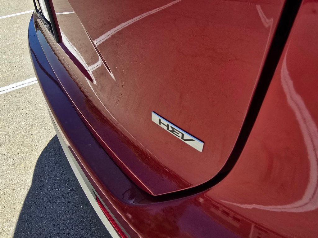 Used 2025 Kia Niro LX FWD image 12