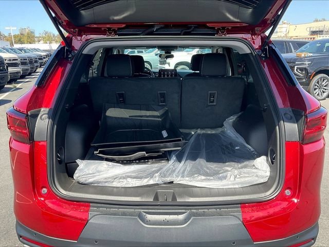 New 2026 Chevrolet Blazer LT w/ Midnight/Sport Edition FWD image 17