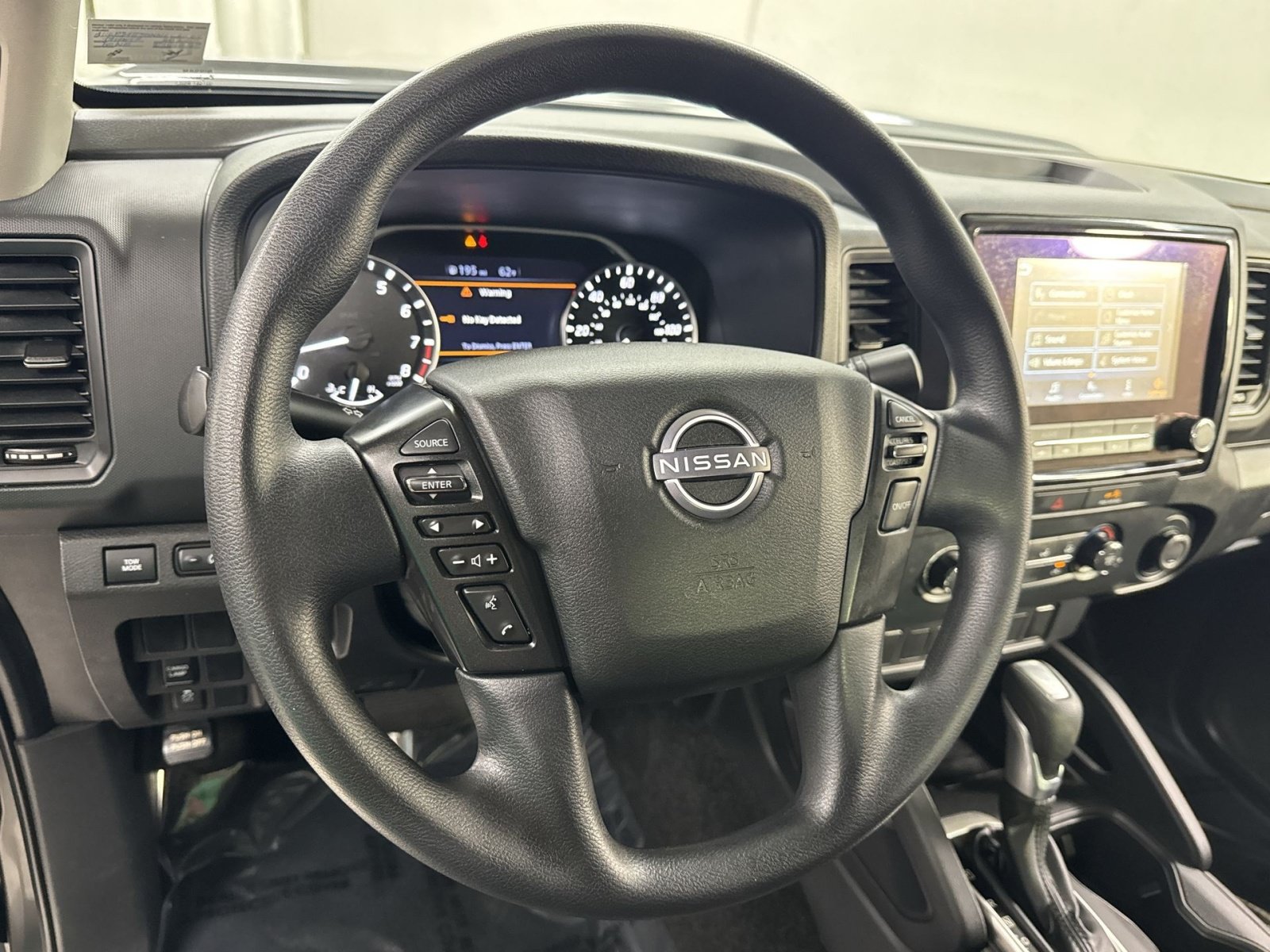 Used 2022 Nissan Frontier S RWD image 28