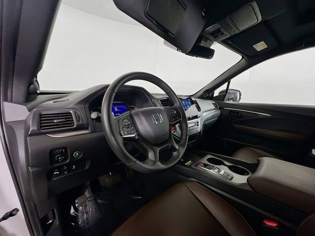 Used 2024 Honda Passport EX-L image 19