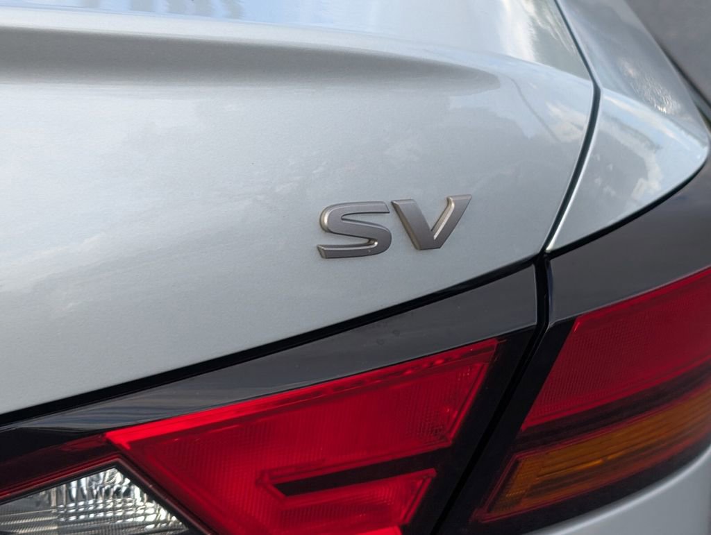 Certified 2023 Nissan Altima 2.5 SV FWD image 16