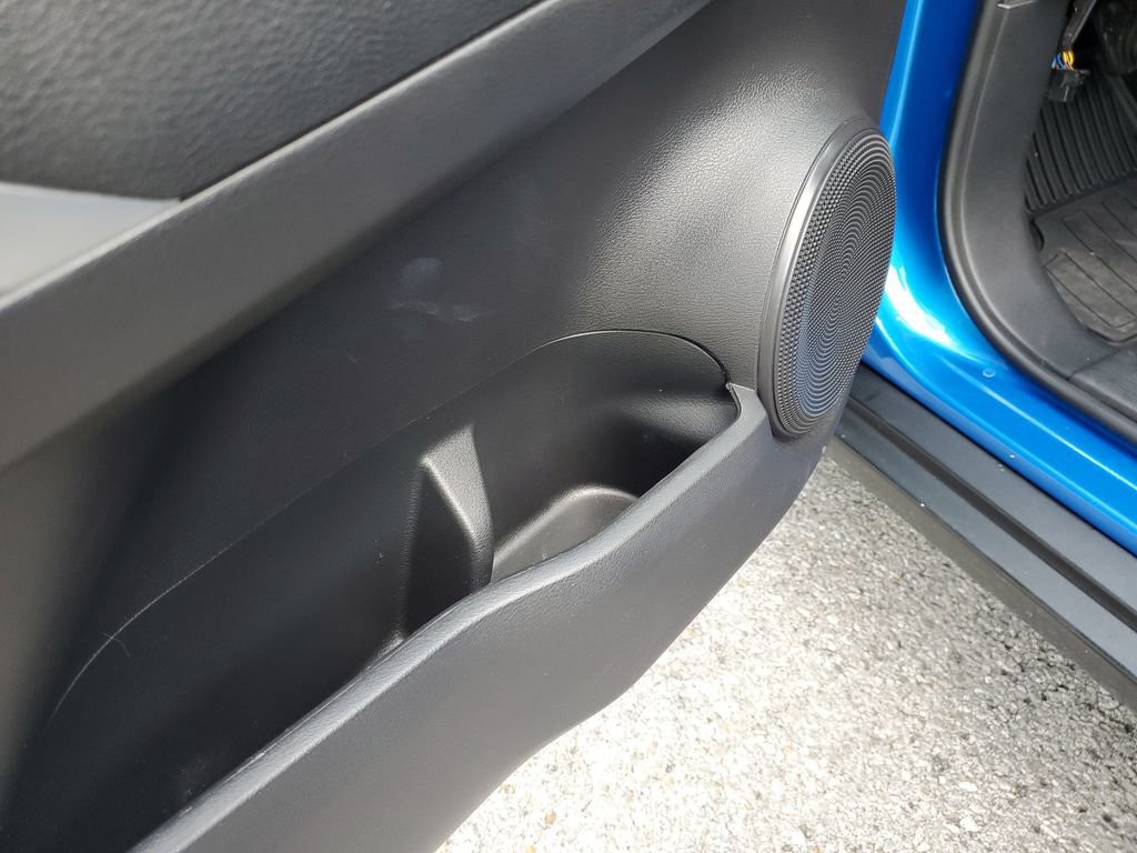 Certified 2023 Nissan Kicks SR w/ SR Premium Package FWD image 20