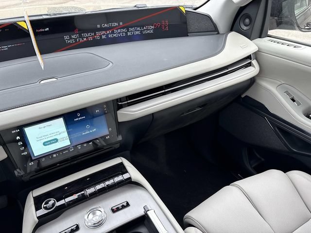 New 2026 Lincoln Navigator L Reserve AWD/4WD image 14