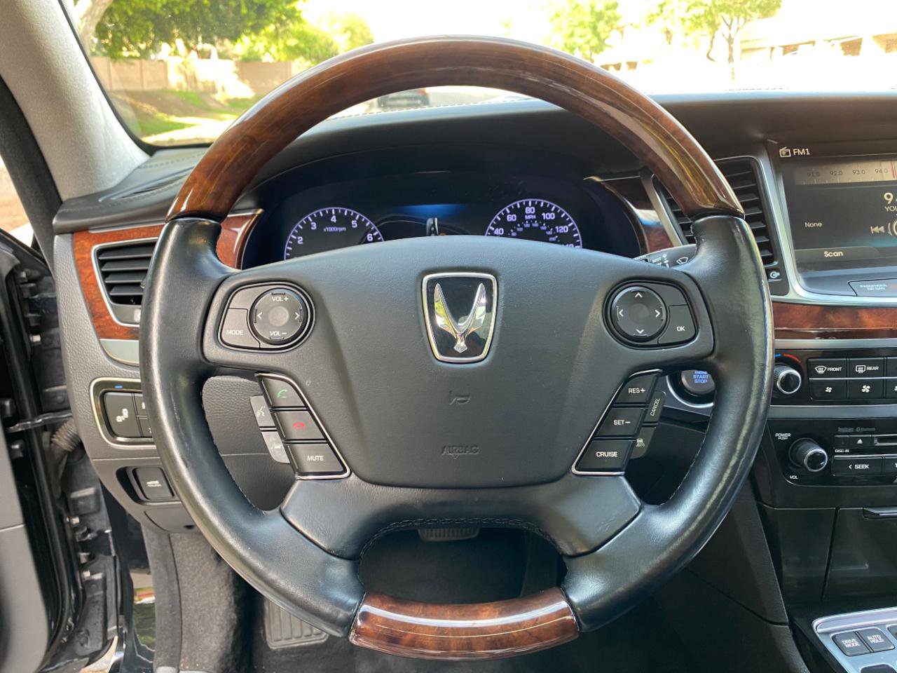 Used 2015 Hyundai Equus Signature image 57