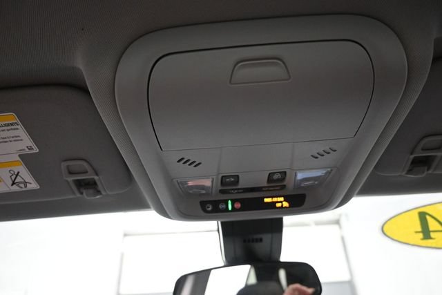Used 2024 Chevrolet Equinox LT FWD image 12