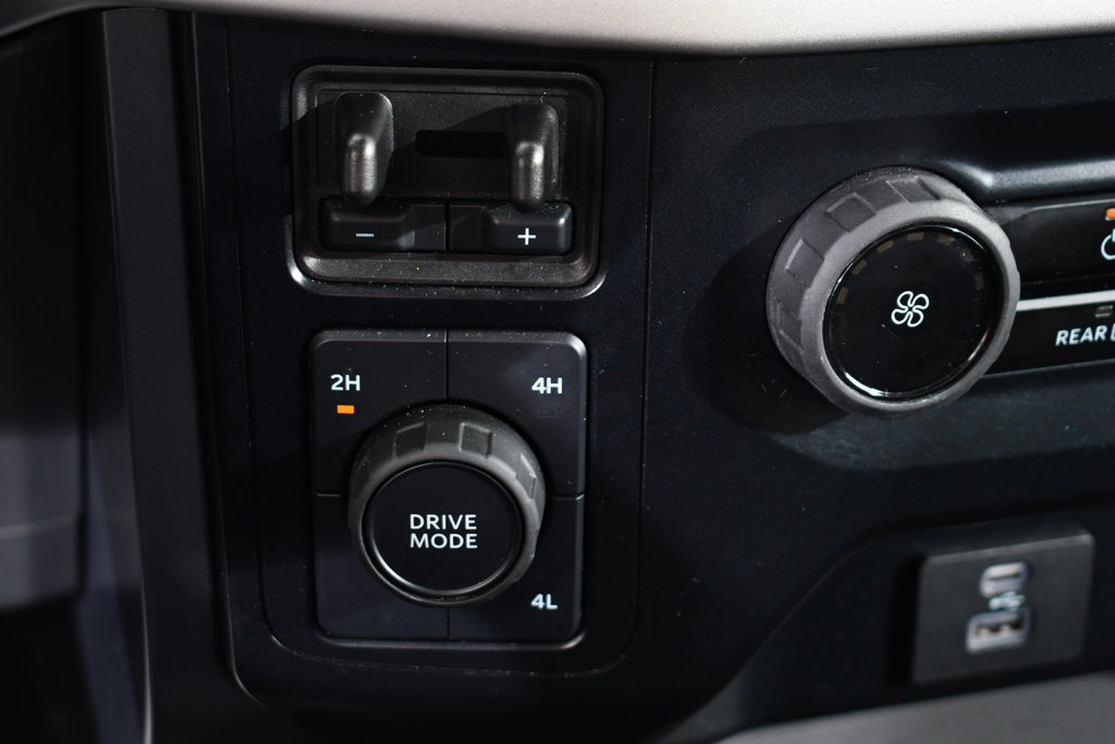 Used 2023 Ford F150 XLT AWD/4WD image 31