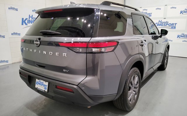 Used 2024 Nissan Pathfinder SV image 4