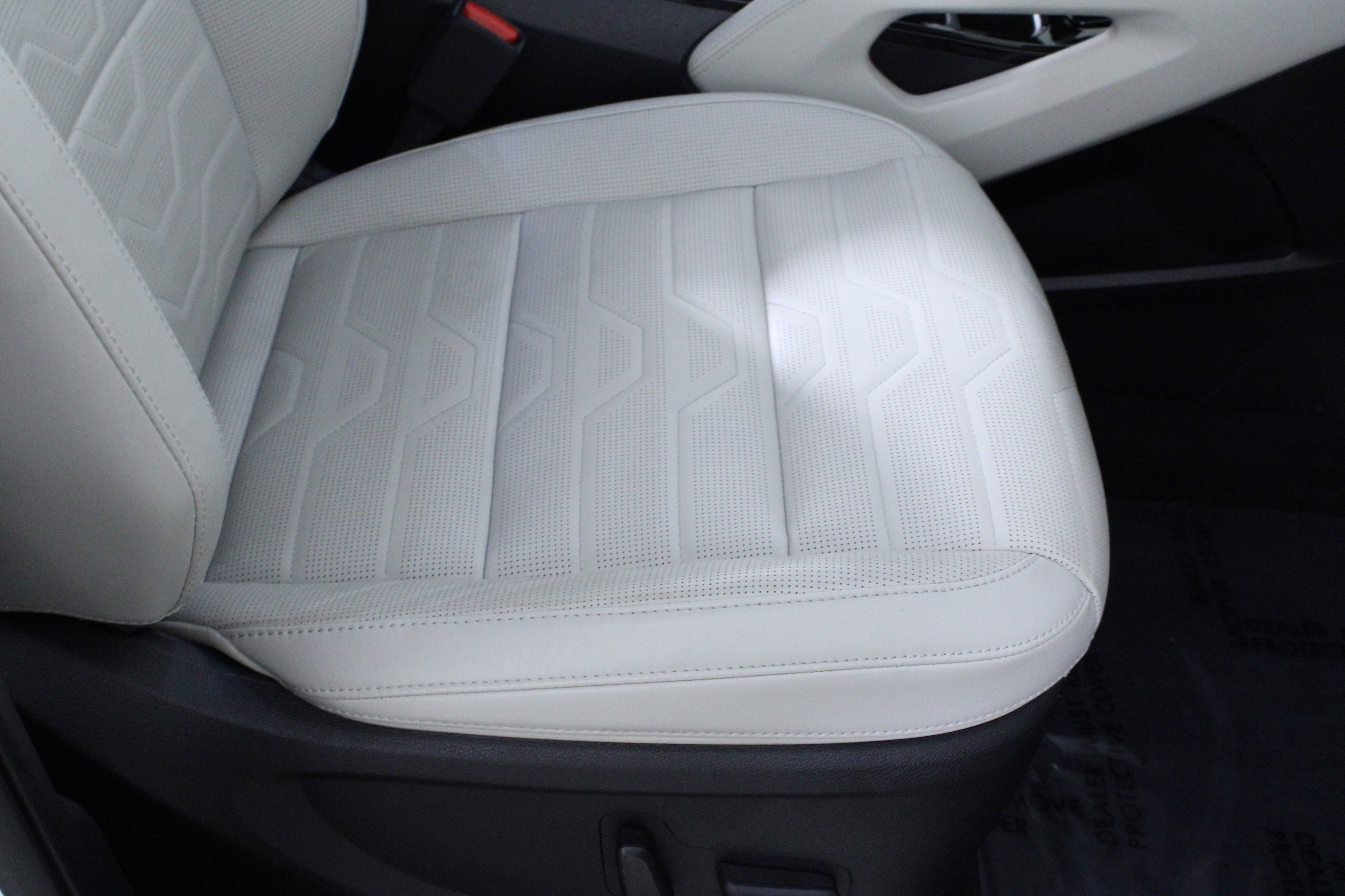 Used 2022 Kia Telluride SX w/ SX Prestige Package image 19