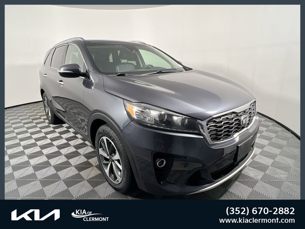 Used 2019 Kia Sorento EX w/ EX Touring Package image 1