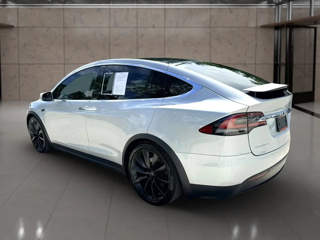 Used 2018 Tesla Model X 100D AWD/4WD image 5