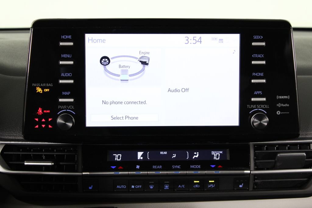 Used 2024 Toyota Sienna XLE image 9