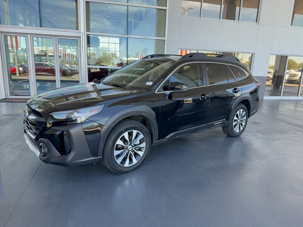 Used 2023 Subaru Outback Limited XT image 2