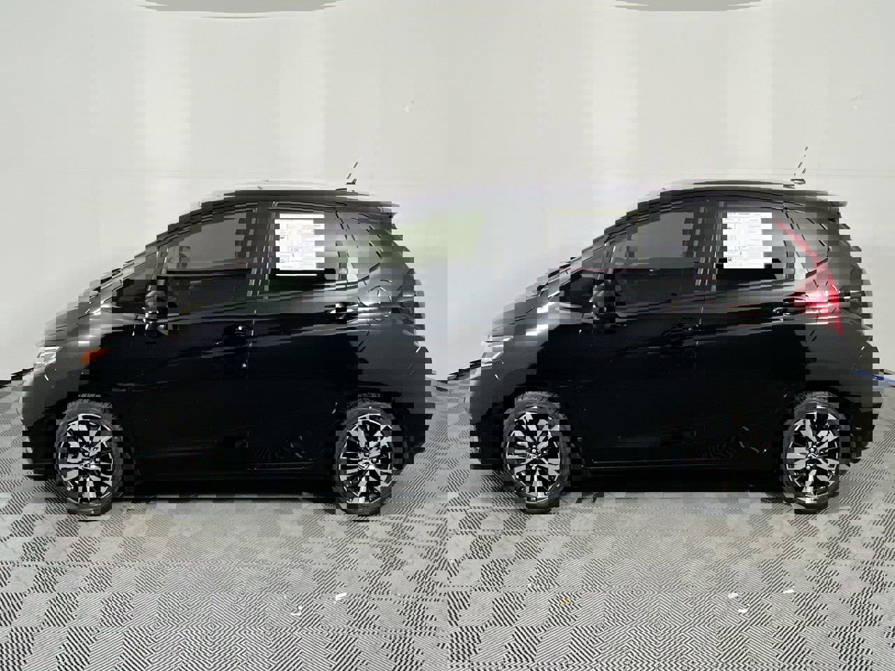 Used 2020 Honda Fit EX image 6