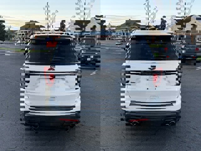 Used 2018 Ford Explorer Sport w/ Equipment Group 401A image 7