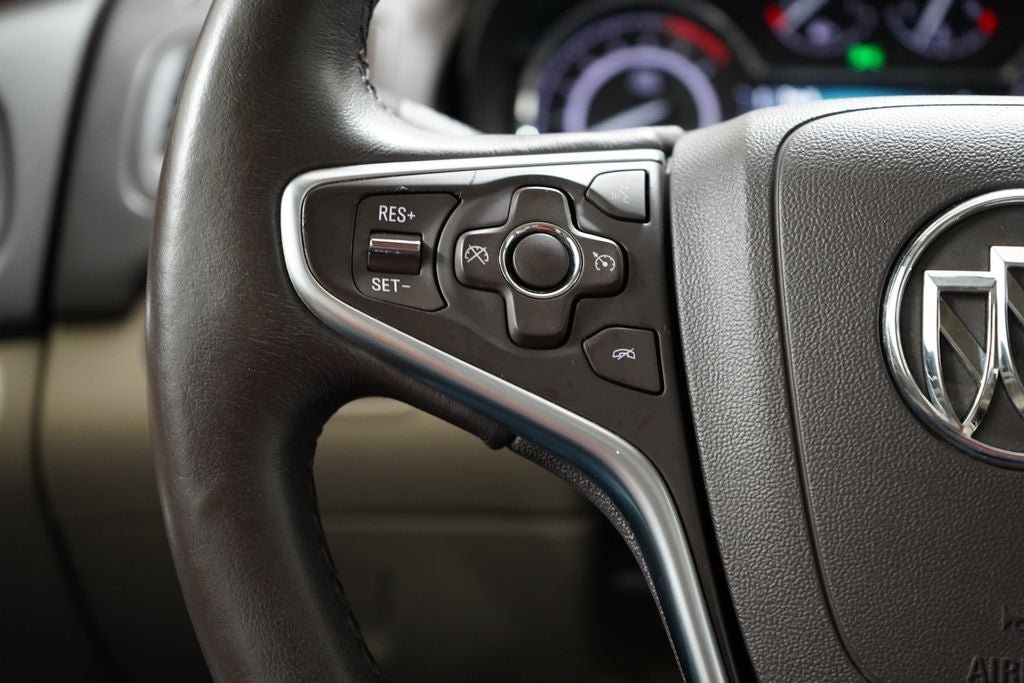 Used 2014 Buick Regal FWD image 18