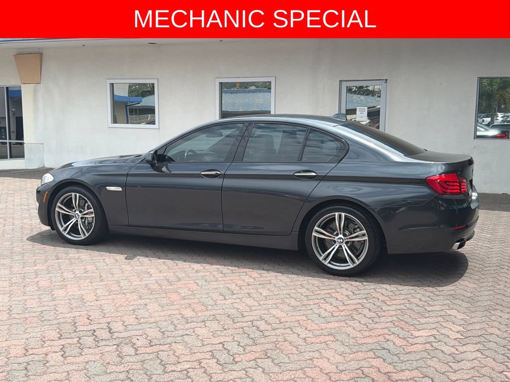 Used 2011 BMW 550i Sedan RWD image 3