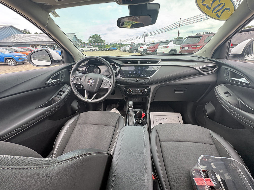 Used 2023 Buick Encore GX Preferred w/ Cold Weather Comfort Package FWD image 21