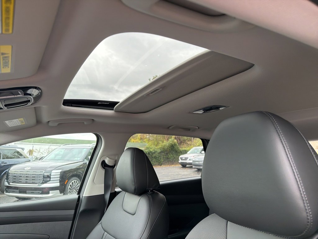 New 2025 Hyundai Tucson SEL image 14